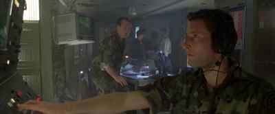 - Sir, O'Neal on the line.
- O'Neal, do you read me? - Godzilla