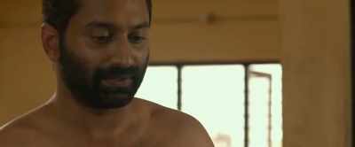 Sir, P-Prasad has escaped.
- What? - Thondimuthalum Driksakshiyum