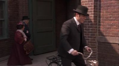 Sir! - Murdoch Mysteries
