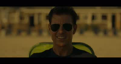Sir. What is this? This is dogfight football. Offense and defense at the same time. Who's winning? I - Top Gun: Maverick
