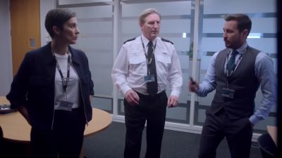 - Sir.
- Sir. - Line of Duty