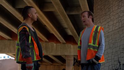 - Sir. Sir.
- What's up? - Better Call Saul