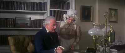 Sir, the locket, I didn't really see it. - Oliver!