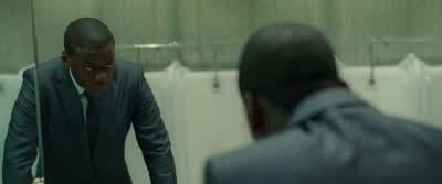 - Sir. - Tucker, can'! this wait? - Johnny English Reborn