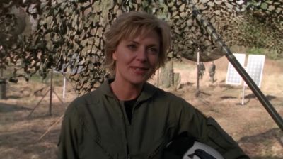 - Sir, welcome to base camp.
- Thank you, Major. - Stargate SG-1