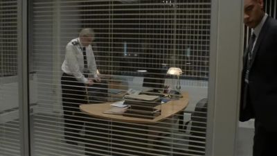 - Sir?
- Yeah, come in. Shut the door. - Line of Duty
