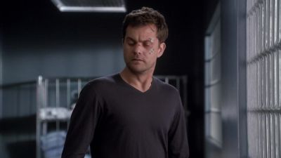 Sir? You all right? - Fringe