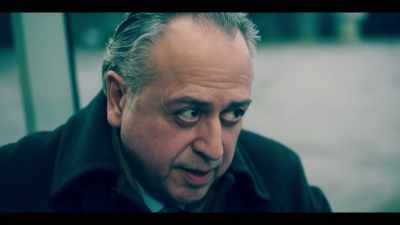 - Sir...
- You told me you had a snout - Informer