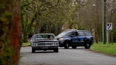 [ Siren chirps ] - Supernatural