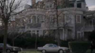 [ SIREN WAILING IN DISTANCE ] - The Americans