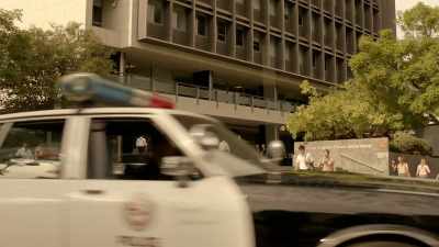 [ SIREN WAILING ] - Wicked City