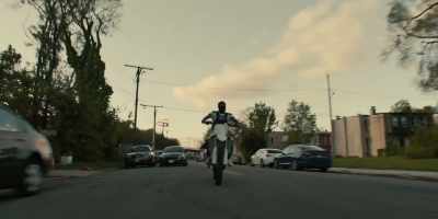 [siren wailing] - Charm City Kings