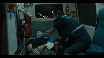 [SIREN WAILING] - The Paramedic