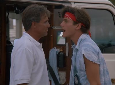 (SIREN WAILING) - Miami Vice