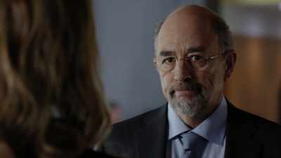 [ Siren wails ] - The Good Doctor
