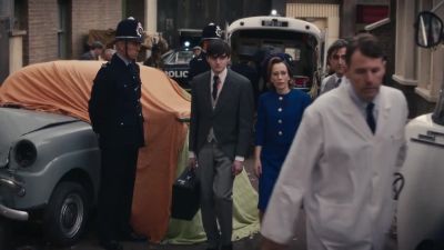 SIREN WAILS - Call the Midwife