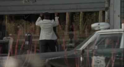 (SIREN WAILS) - American Gangster