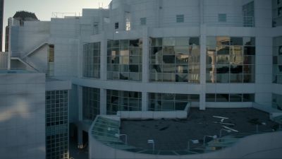 - (sirens wailing)
- (glass breaking) - The Resident