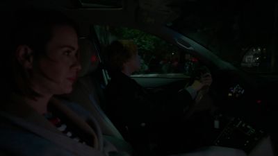 (sirens wailing) - American Horror Story