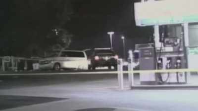 [ SIRENS WAILING ] - Hometown Homicide