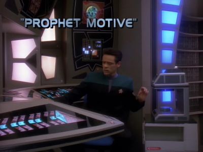 - Sisko to Bashir.
- This is Bashir. - Star Trek: Deep Space Nine