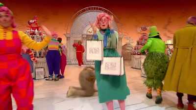 ♪ my sister gets her - Dr. Seuss' The Grinch Musical