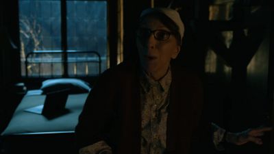 Sister, what are you doing? - Evil