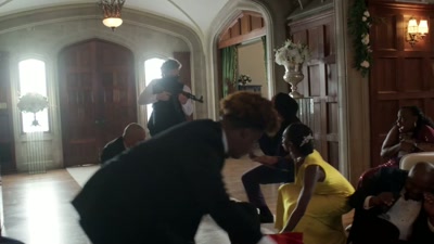 - Sit down. Down.
- It"s okay. - Will Trent