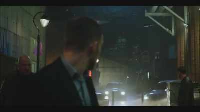Sit tight, dickhead.
(BARKLEY WHEEZES) - Gangs of London
