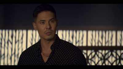 - Six is dead. We move forward.
- I have to try this. If it doesn't work... - Wu Assassins