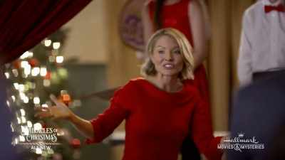 ♪ ...Six geese a-laying ♪ - Debbie Macomber's A Mrs. Miracle Christmas