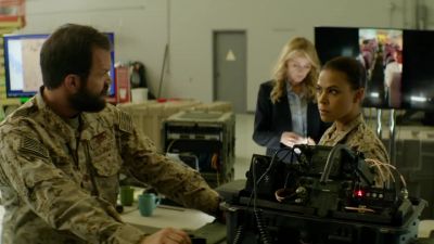 Six minutes, Bravo 1. - SEAL Team