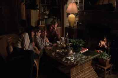 - Six of diamonds.
- Okay. - Shoot the Moon