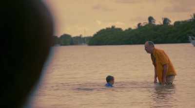 Six-year-old Nick Samuels
and his parents head in - Shark Attack Files