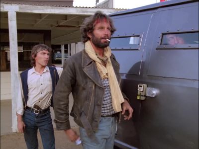 Sixty seconds. - MacGyver