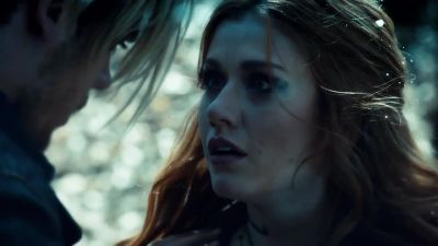 (SIZZLING) - Shadowhunters