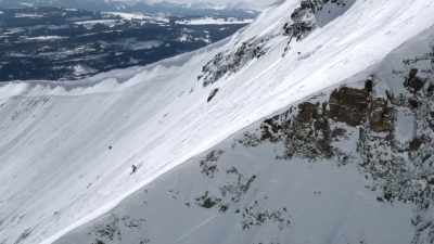 (skiers cheer) - Future Retro