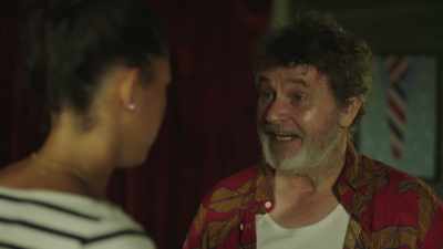 - Skip, please, it's fine.
- Mia, no. - Mia and the Dragon Princess