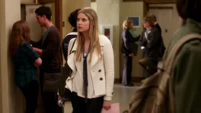 Skipping gym? - Pretty Little Liars