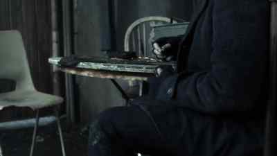 [ Skitter screeches ]
Incoming! - Falling Skies