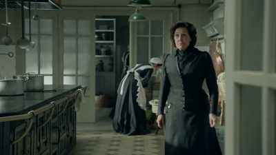 Sky,
I-I can't even trust you. - Grand Hotel