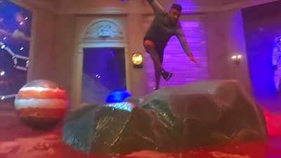 Slam dunk! Jerrold definitely
looks like a basketball player, - Floor Is Lava