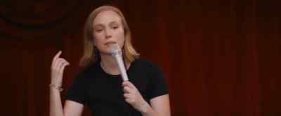 - slash cry.
- (laughter) - Hannah Einbinder: Everything Must Go