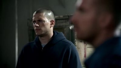 Slide the gun over. - Prison Break