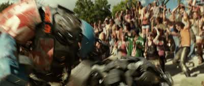 Slip out of that corner. - Real Steel