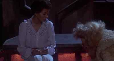 (SlNGlNG)
There is a pIace we'II go - The Wiz