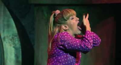 (slobbering)
(perky music) - The Toxic Avenger: The Musical