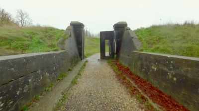 (slow dramatic music) - The Buildings That Fought Hitler