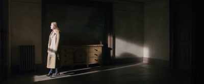 [slow evocative music playing] - The Woman in the Window