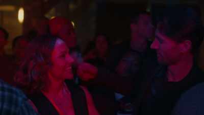 (slow rock music continues)
(audience continues cheering) - Curious Caterer: Forbidden Fruit